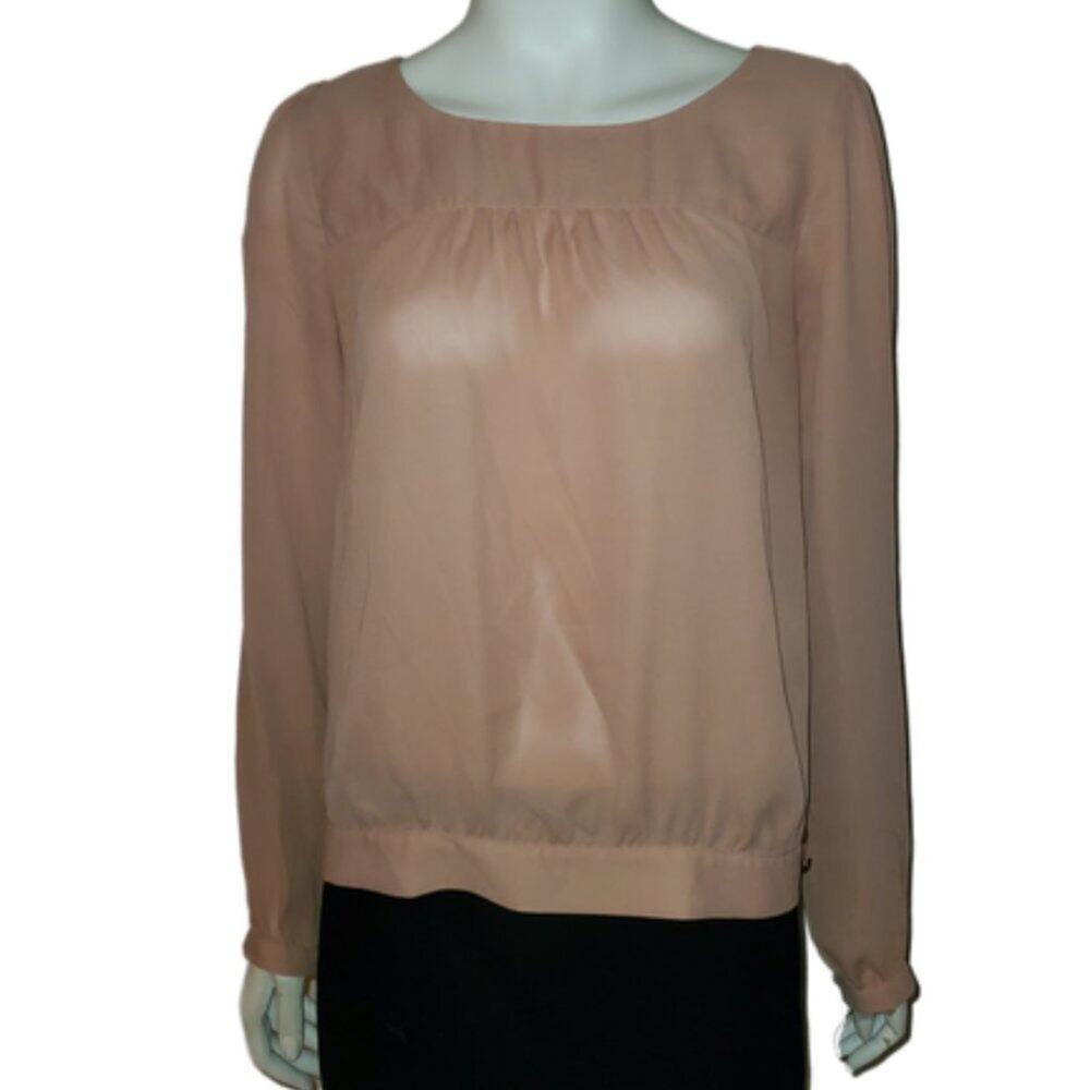 Forever 21 Balloon Sleeve Crew Neck Lace || Medium